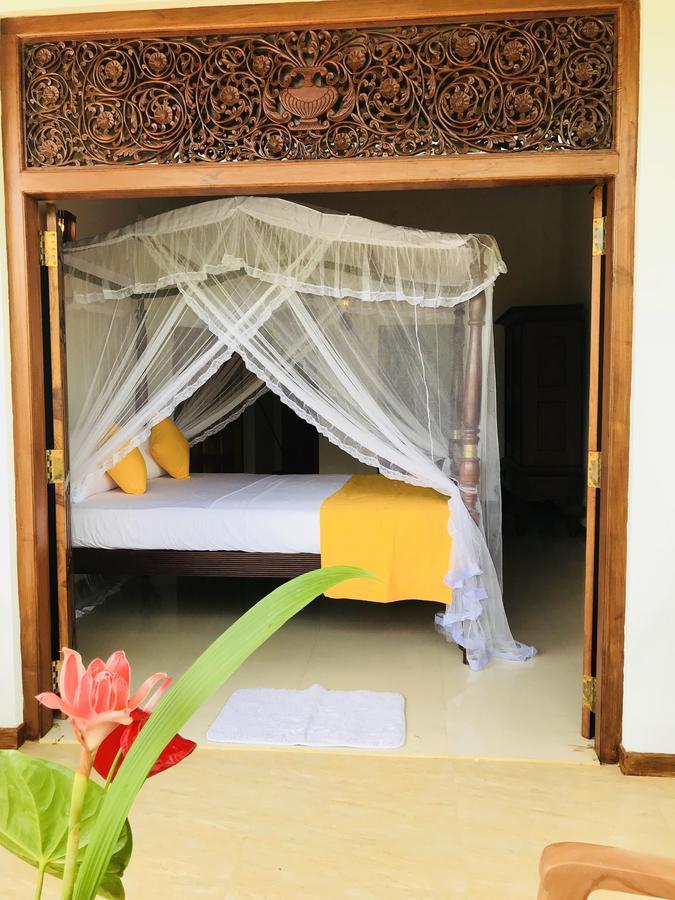 Neli Guests House Hotel อูนาวาตูนา ภายนอก รูปภาพ