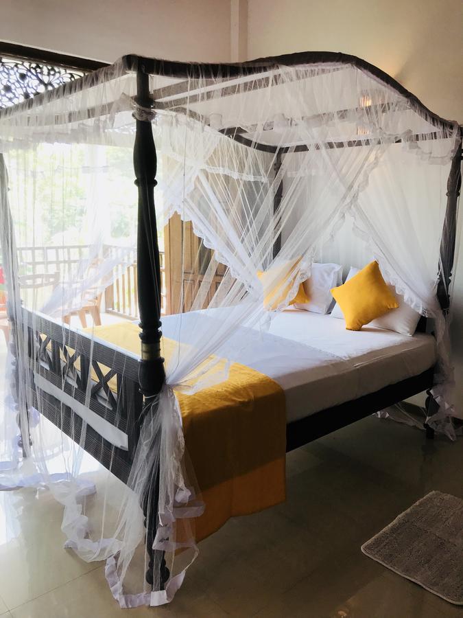 Neli Guests House Hotel อูนาวาตูนา ภายนอก รูปภาพ