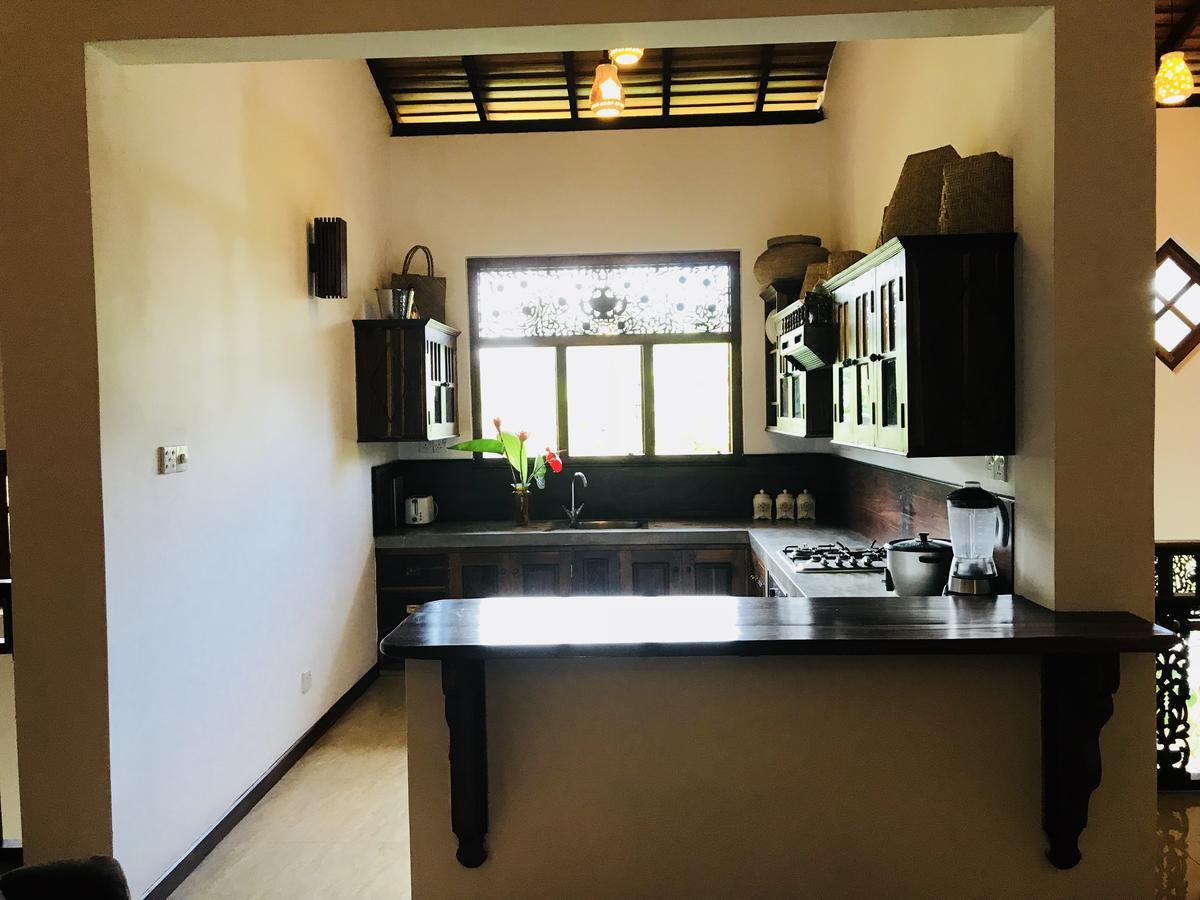 Neli Guests House Hotel อูนาวาตูนา ภายนอก รูปภาพ