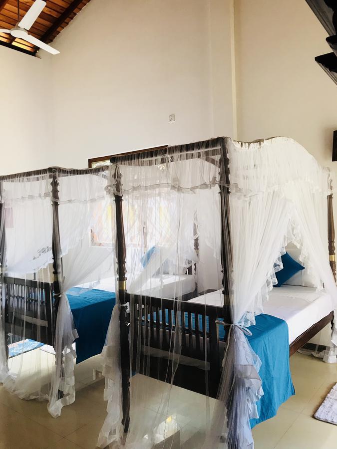 Neli Guests House Hotel อูนาวาตูนา ภายนอก รูปภาพ