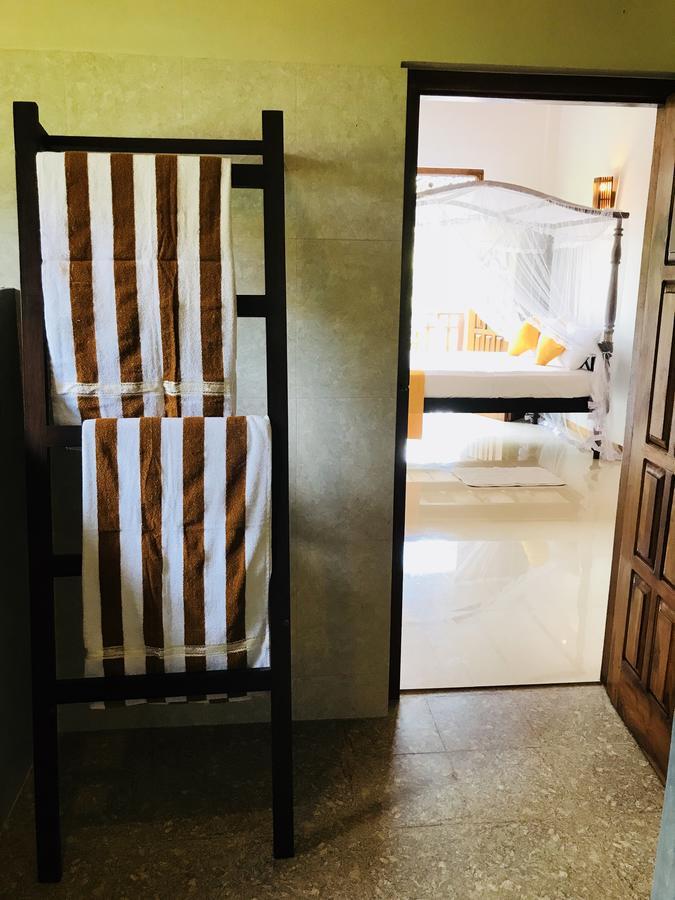 Neli Guests House Hotel อูนาวาตูนา ภายนอก รูปภาพ