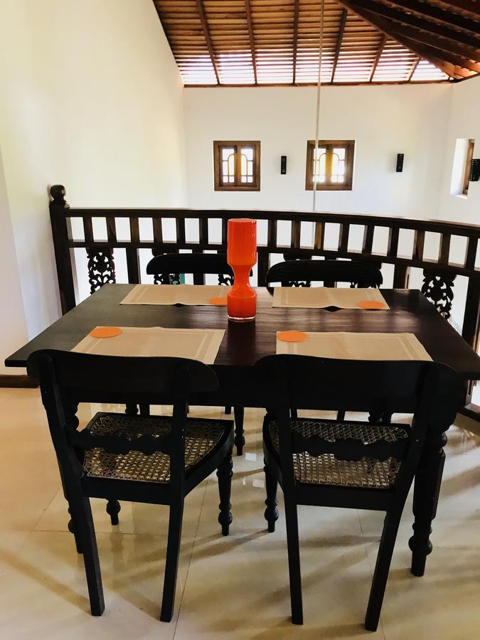 Neli Guests House Hotel อูนาวาตูนา ภายนอก รูปภาพ