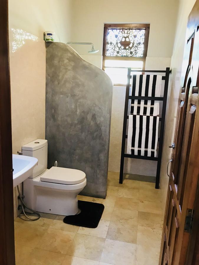 Neli Guests House Hotel อูนาวาตูนา ภายนอก รูปภาพ