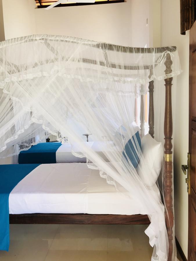Neli Guests House Hotel อูนาวาตูนา ภายนอก รูปภาพ